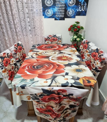 China Premium 3D Print Table Cloth Set